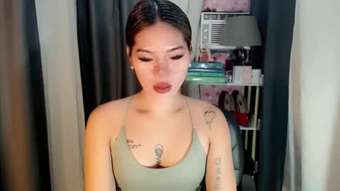 andrea06121998 online show from June 2026 04:40:02 PM