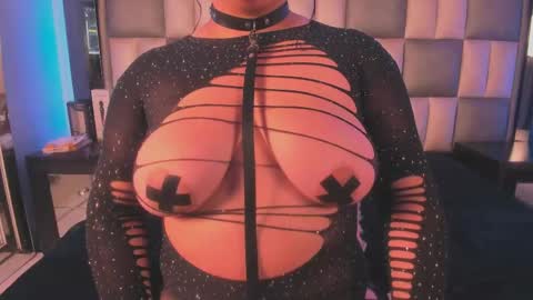 Snapshot of andrea_brunette_ chatting on November 2025 05:17:02 AM andrea_brunette_ online show from November 2025 05:17:02 AM