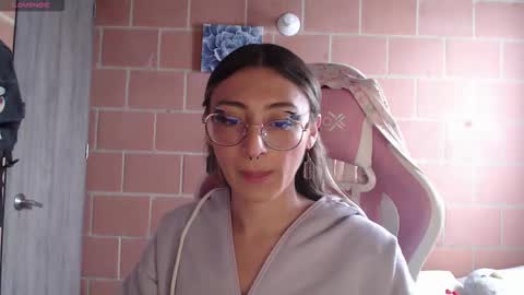 Andrea  online show from February 2026 01:40:02 PM