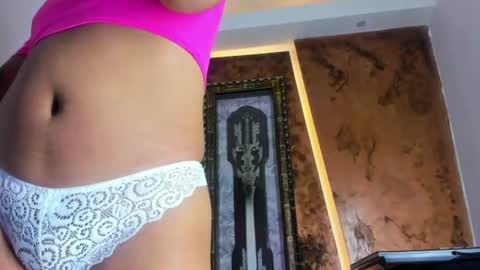 Snapshot of andrea_giraldo_ chatting on July 2026 08:33:01 PM Andrea online show from July 2026 08:33:01 PM