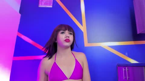 Snapshot of andrea_giraldo_ chatting on July 2026 09:47:02 PM Andrea online show from July 2026 09:47:02 PM