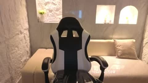 andrea_tx online show from April 2026 07:51:01 PM