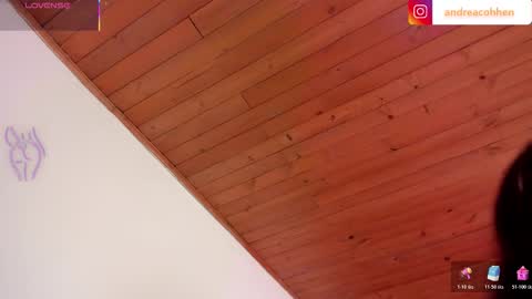 andrea  online show from November 2025 06:01:01 PM