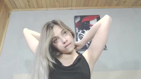 andreau 19 online show from January 2025 01:56:02 PM