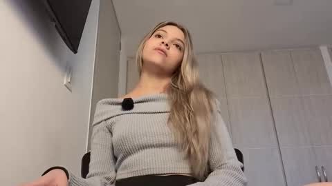 andreau 19 online show from February 2026 02:06:02 PM