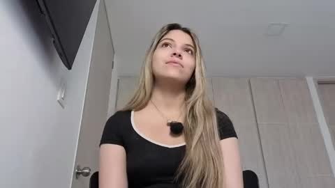 andreau 19 online show from April 2026 02:26:01 PM