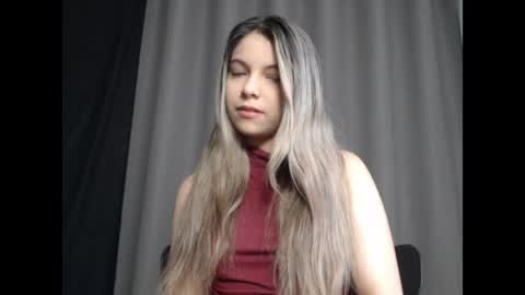 Snapshot of andreau_19 chatting on June 2026 01:37:02 PM andreau 19 online show from June 2026 01:37:02 PM