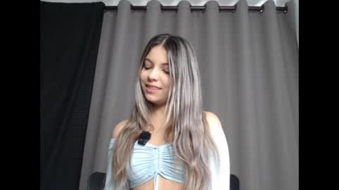 Snapshot of andreau_19 chatting on June 2026 01:31:01 PM andreau 19 online show from June 2026 01:31:01 PM