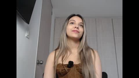 Snapshot of andreau_19 chatting on July 2026 02:56:01 PM andreau 19 online show from July 2026 02:56:01 PM