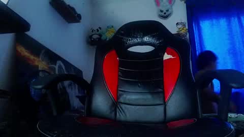 Snapshot of andres_cond chatting on April 2026 12:40:01 PM Andrs o online show from April 2026 12:40:01 PM