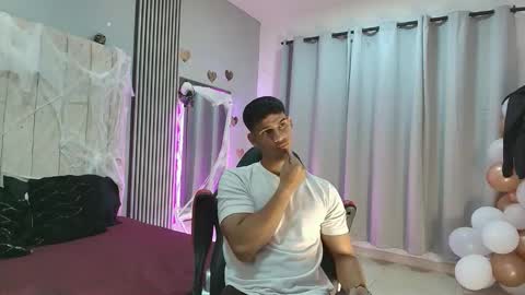 ANDRES  online show from October 2025 04:56:02 AM