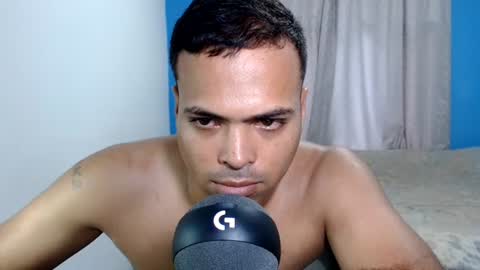 Snapshot of andresfern chatting on July 2026 10:01:02 PM ANDRES online show from July 2026 10:01:02 PM