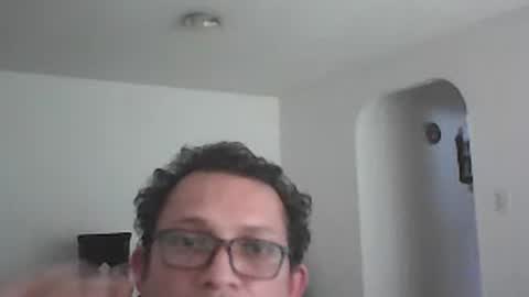 Snapshot of andresfloga chatting on June 2026 07:05:01 PM andresfloga online show from June 2026 07:05:01 PM