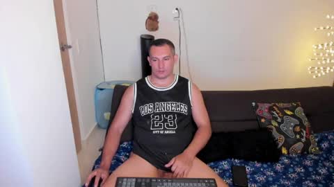 Snapshot of andreslush04 chatting on May 2026 12:27:02 AM Andreslush04 online show from May 2026 12:27:02 AM