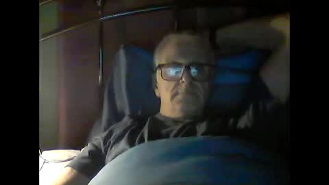 Andrew online show from May 2026 01:02:04 AM