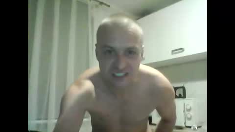 Snapshot of andrew3356577 chatting on October 2025 01:25:02 AM andrew3356577 online show from October 2025 01:25:02 AM