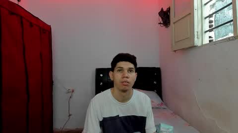 andrew_2811 online show from March 2026 03:47:01 PM