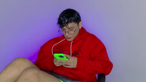 andres online show from November 2025 04:03:02 AM