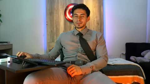 Andrew online show from February 2026 01:57:02 AM