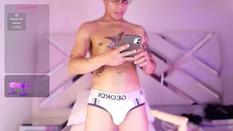 Snapshot of andrew_haalls chatting on February 2026 11:33:02 PM andrew_haalls online show from February 2026 11:33:02 PM