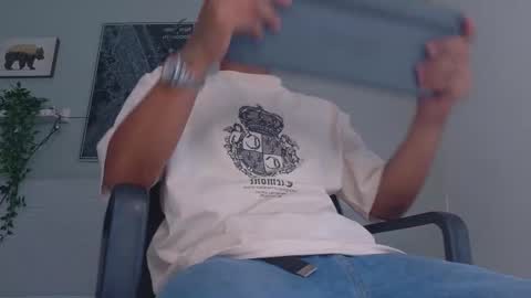 ANDREW KENNOXX online show from February 2026 07:32:02 PM