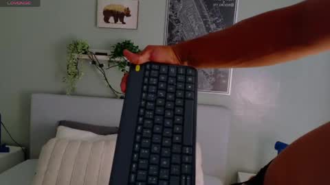 ANDREW KENNOXX online show from April 2026 08:32:02 PM