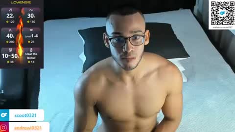 Snapshot of andrewl0321 chatting on August 2026 07:52:01 PM Follow me in Fansly online show from August 2026 07:52:01 PM