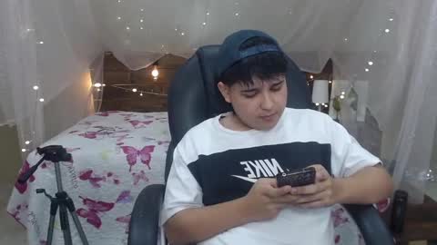 ANDREW online show from December 2024 03:44:01 PM