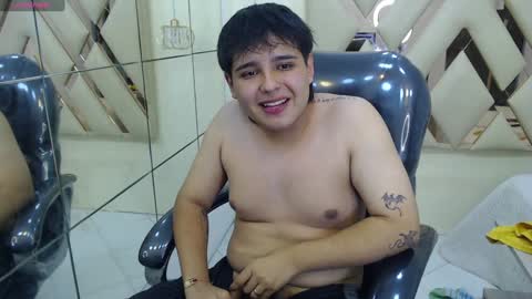 ANDREW online show from January 2025 06:28:01 PM