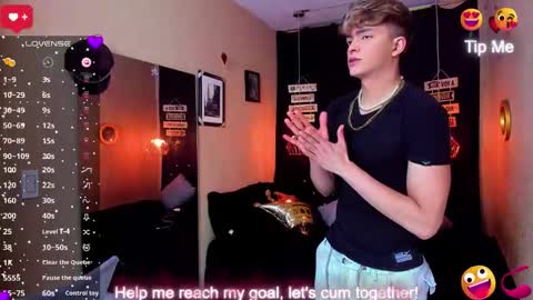      online show from December 2025 01:11:01 AM