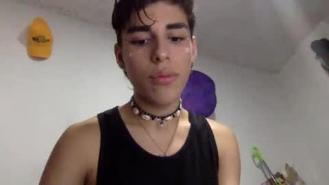 andryt31135 online show from May 2026 04:54:02 AM
