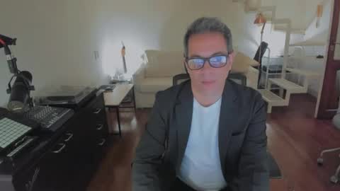 Snapshot of andy0pandi chatting on June 2026 08:13:02 PM Andrew online show from June 2026 08:13:02 PM