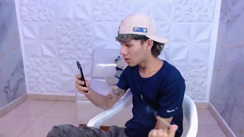 andy_dan1 online show from March 2026 07:41:02 PM