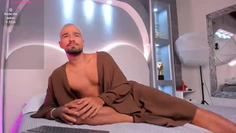 andy_legrand online show from March 2026 12:20:01 PM