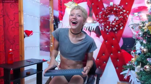 Snapshot of andy_staar chatting on December 2024 07:16:01 PM andres online show from December 2024 07:16:01 PM