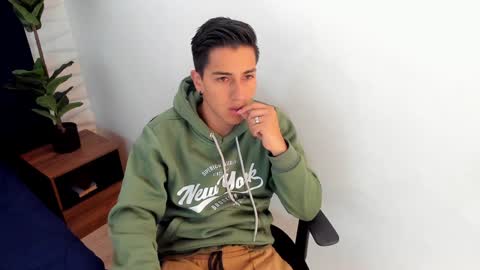 Andy Joy  online show from January 2025 11:43:02 AM