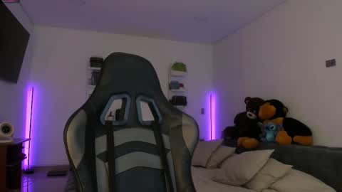      online show from March 2026 02:40:01 AM