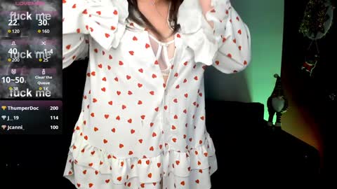 Aneta online show from January 2025 01:01:01 PM