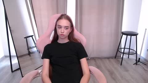 Snapshot of anfisa_leonova chatting on May 2026 09:49:01 AM Anfisa online show from May 2026 09:49:01 AM