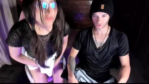 Snapshot of angel_and_yessi chatting on January 2025 02:14:01 AM Angel y Yessi online show from January 2025 02:14:01 AM