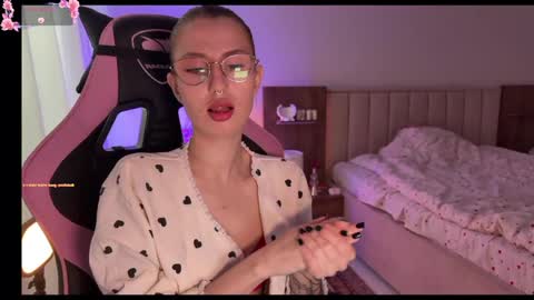 angel_ariela online show from March 2026 03:00:02 AM