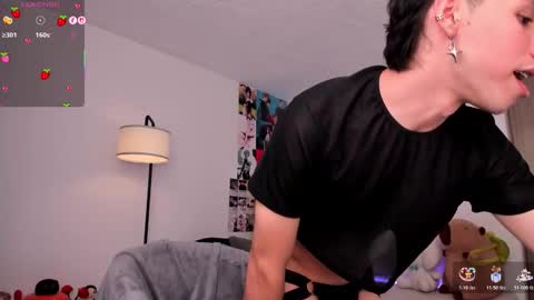 Angel   help me with 100 thumbs up online show from November 2025 08:52:01 PM