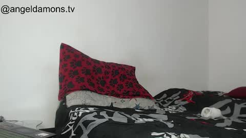 Snapshot of angel_damons_ chatting on March 2026 04:10:02 PM Angel Damons online show from March 2026 04:10:02 PM