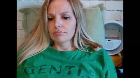 ANGEL online show from November 2025 10:06:02 AM