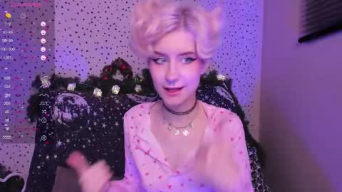 Snapshot of angel_julles chatting on December 2025 01:56:02 AM Angel Dust online show from December 2025 01:56:02 AM