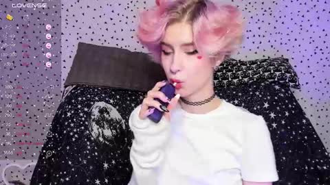 Snapshot of angel_julles chatting on March 2026 08:09:01 AM Angel Dust online show from March 2026 08:09:01 AM