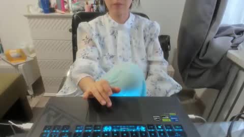 angel_lee__ online show from January 2025 11:15:02 AM