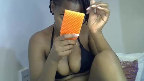 Snapshot of angel_mia5 chatting on May 2026 01:30:02 PM angel_mia5 online show from May 2026 01:30:02 PM