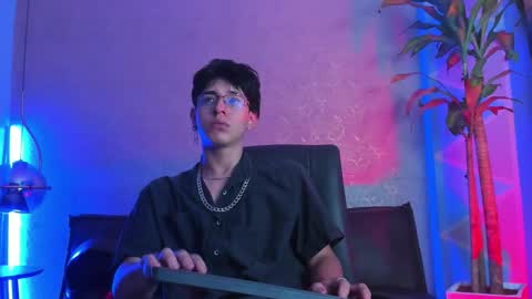 angel_scott2 online show from March 2026 11:27:02 AM