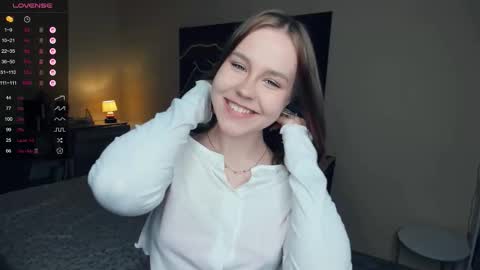 SofiaSofi online show from September 2025 07:44:01 AM